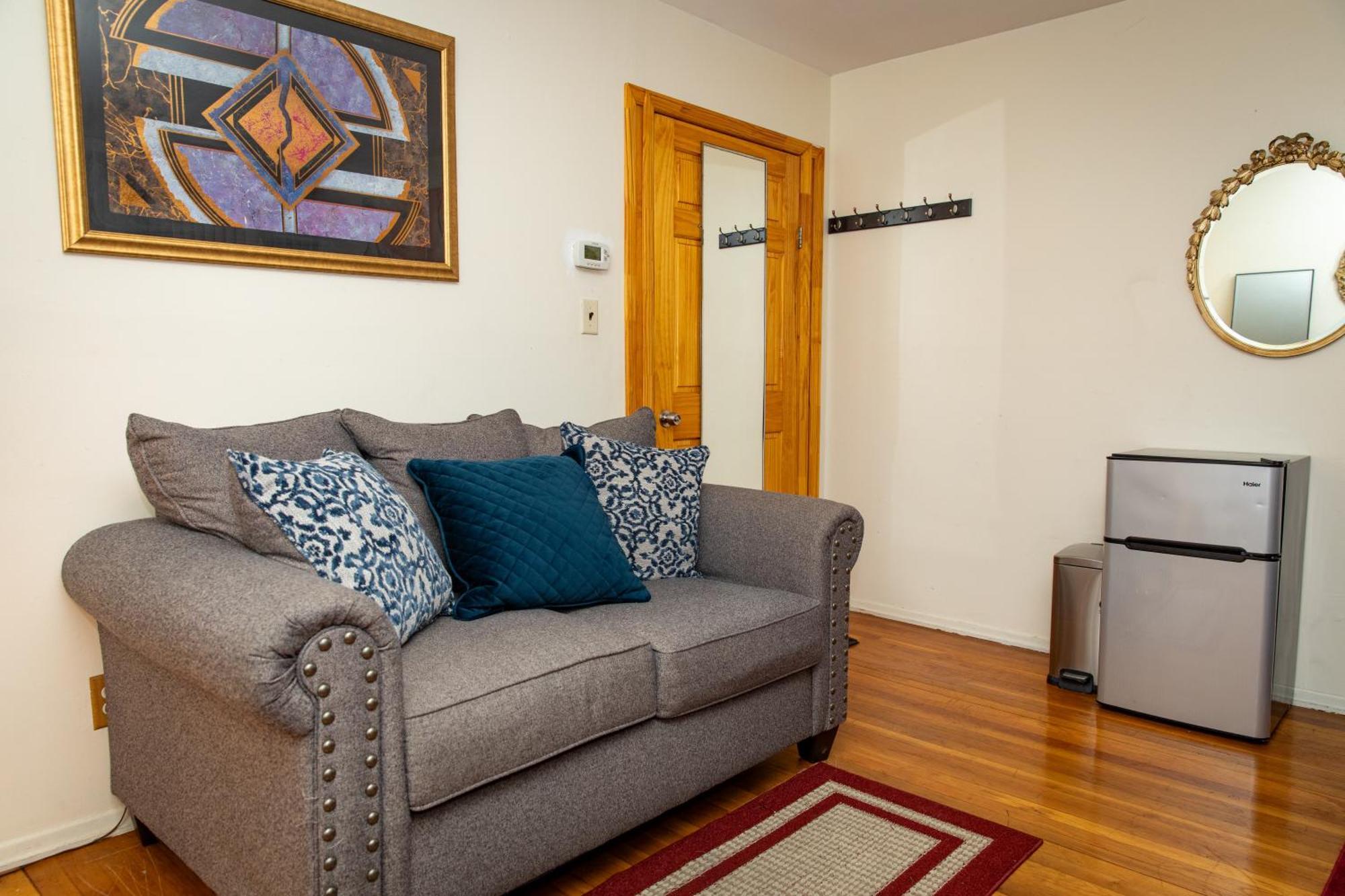 Spacious Comfy Room In Cozy Classy Duplex Нью-Йорк Экстерьер фото