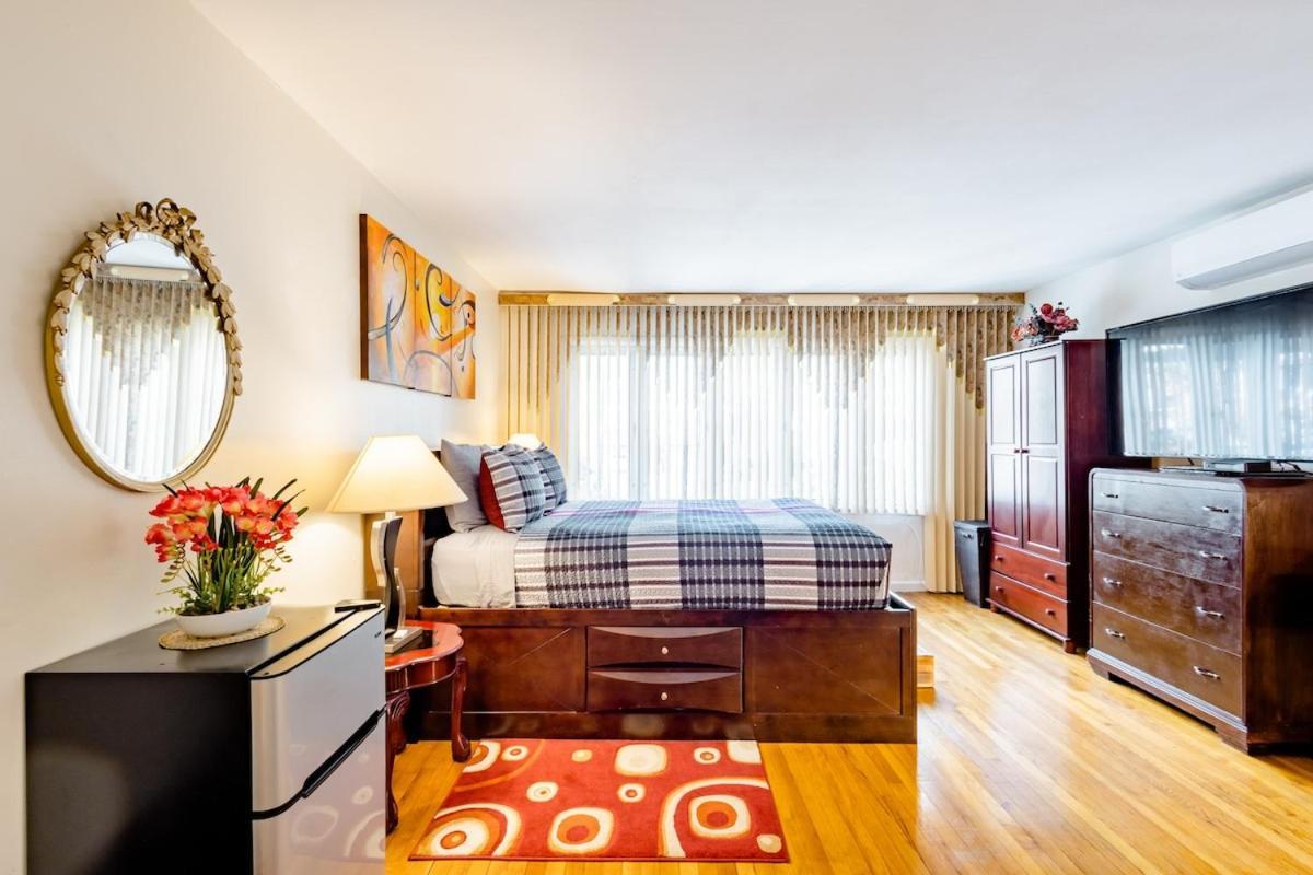 Spacious Comfy Room In Cozy Classy Duplex Нью-Йорк Экстерьер фото