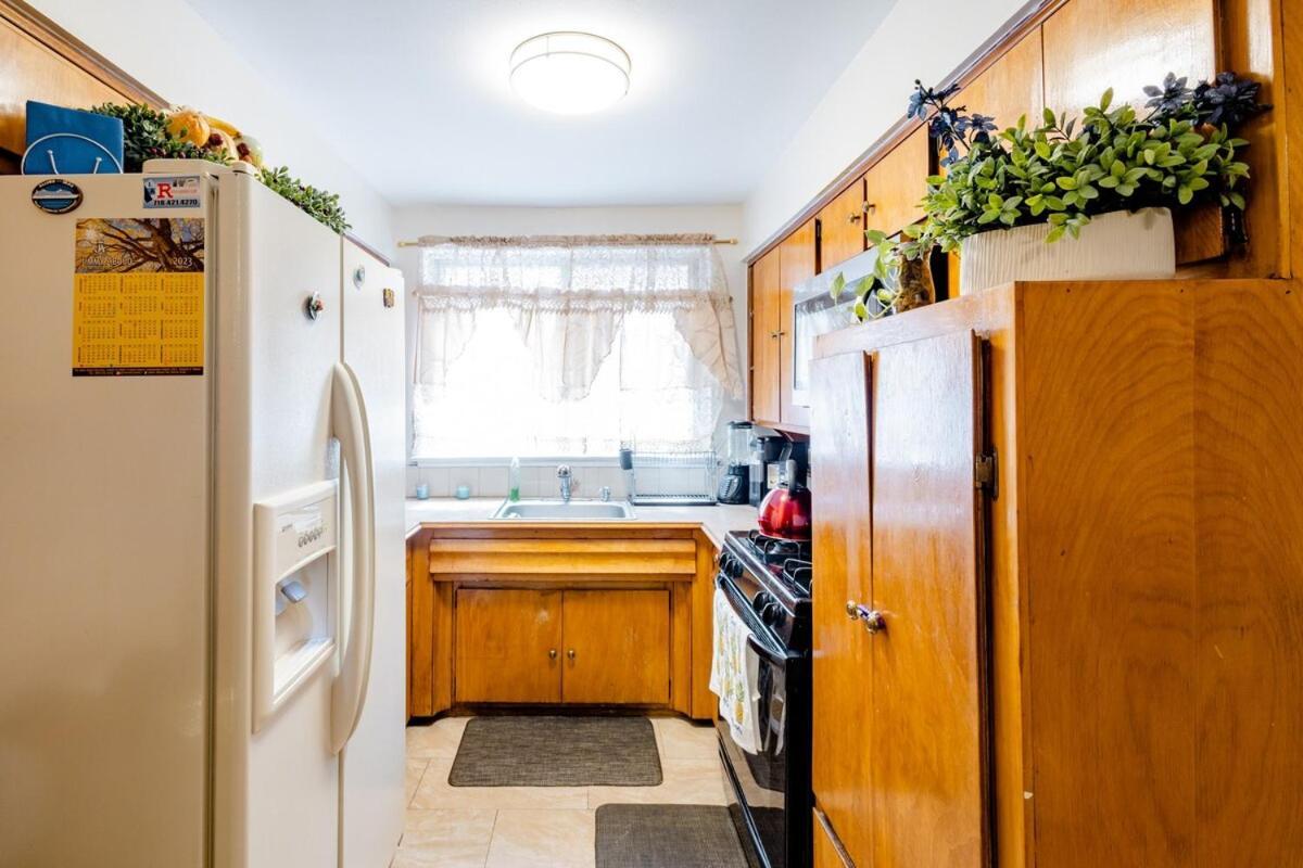 Spacious Comfy Room In Cozy Classy Duplex Нью-Йорк Экстерьер фото