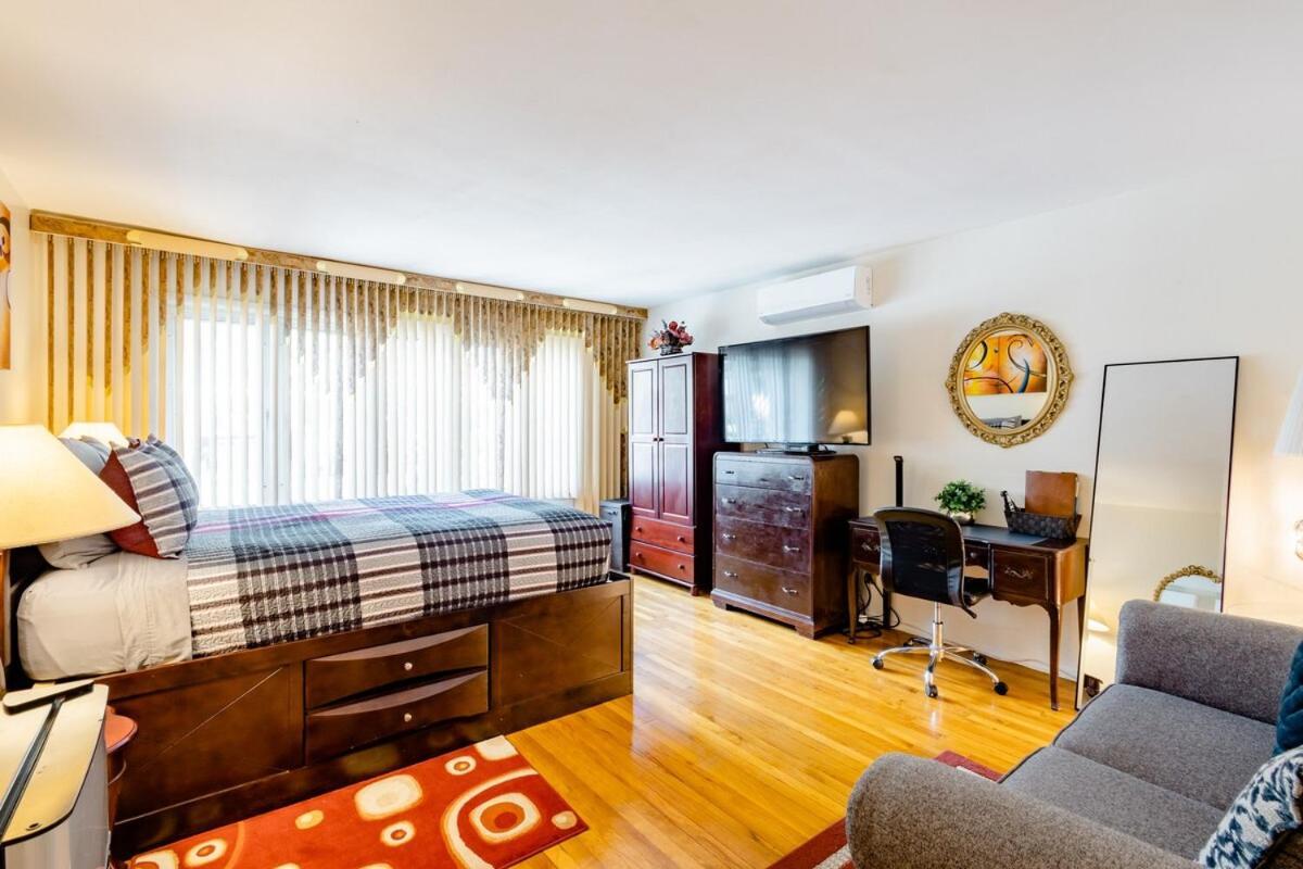 Spacious Comfy Room In Cozy Classy Duplex Нью-Йорк Экстерьер фото