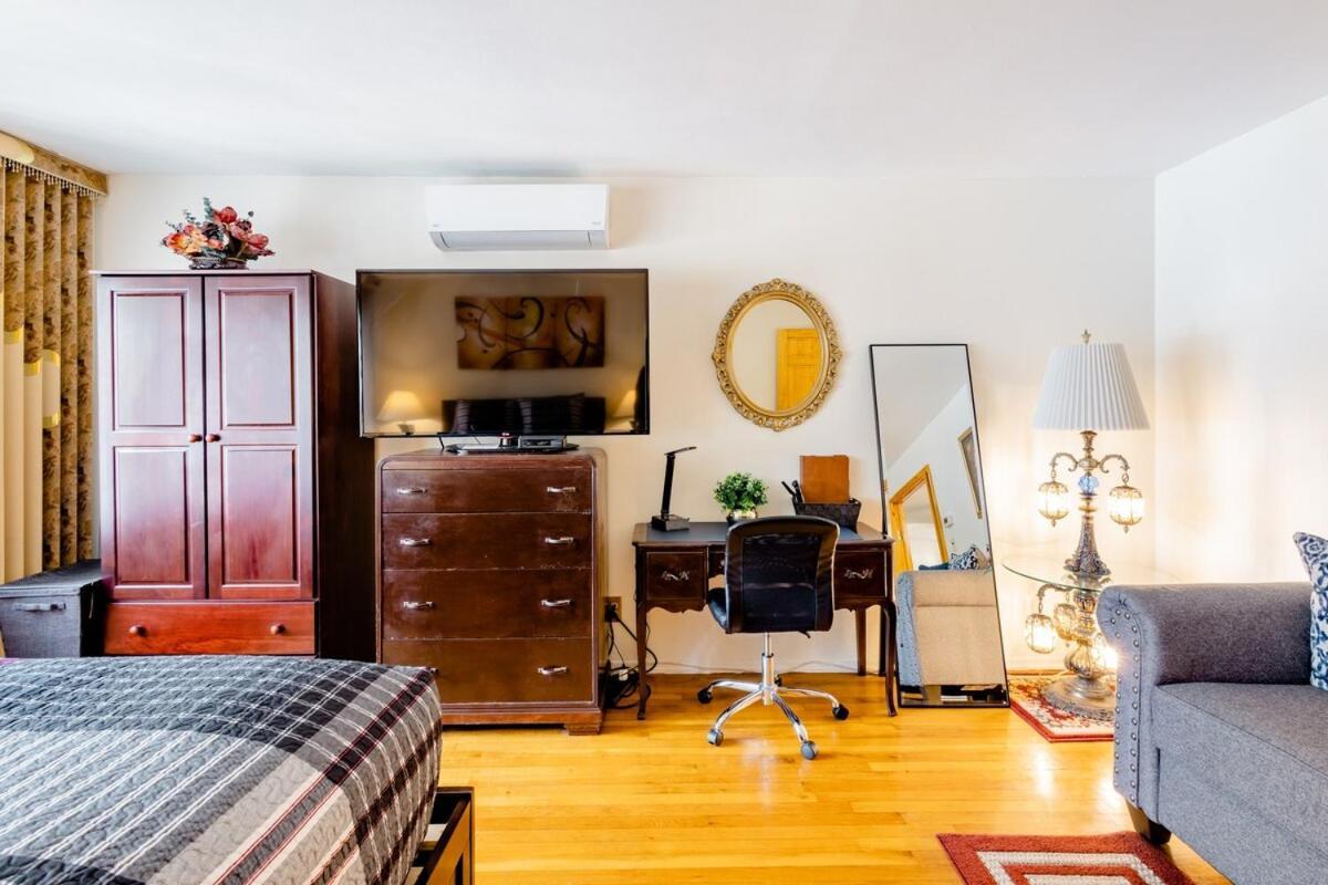 Spacious Comfy Room In Cozy Classy Duplex Нью-Йорк Экстерьер фото